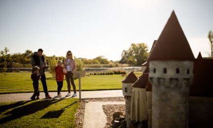 Családi (2 felnőtt + 1 gyerek) belépőjegy - hétköznap