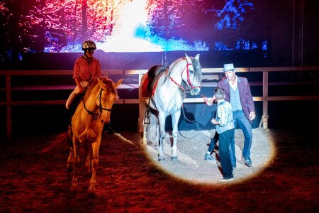 HORSESHOE EQUESTRIAN AND OUTDOOR THEATER